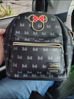 Disney x Loungefly Black Minnie Bow Mini Backpack